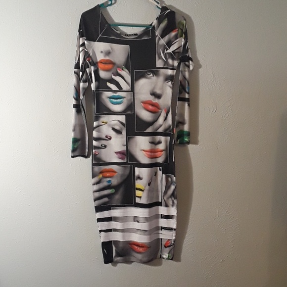 Dress - Picture 1 of 1